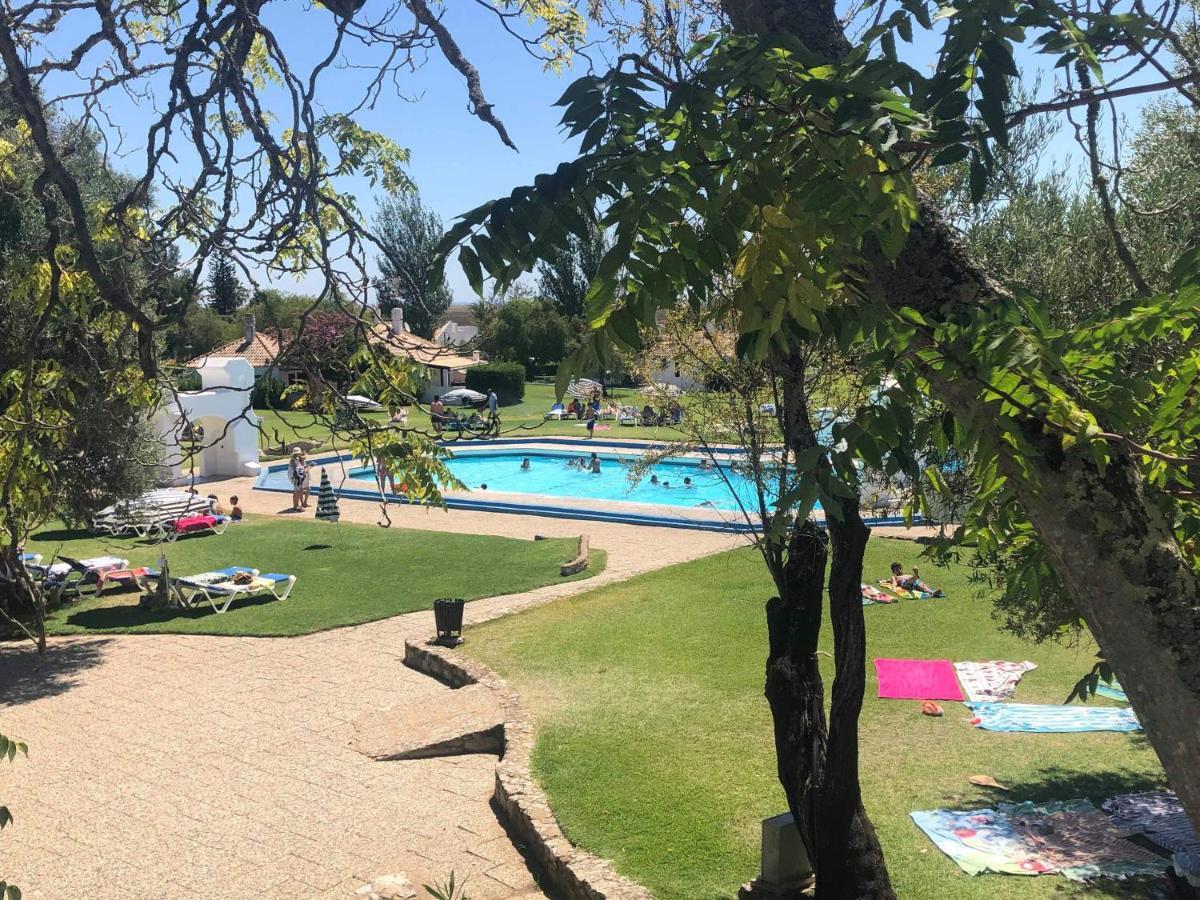 Apartamento 157, Pedras D'El Rei Tavira Exteriör bild